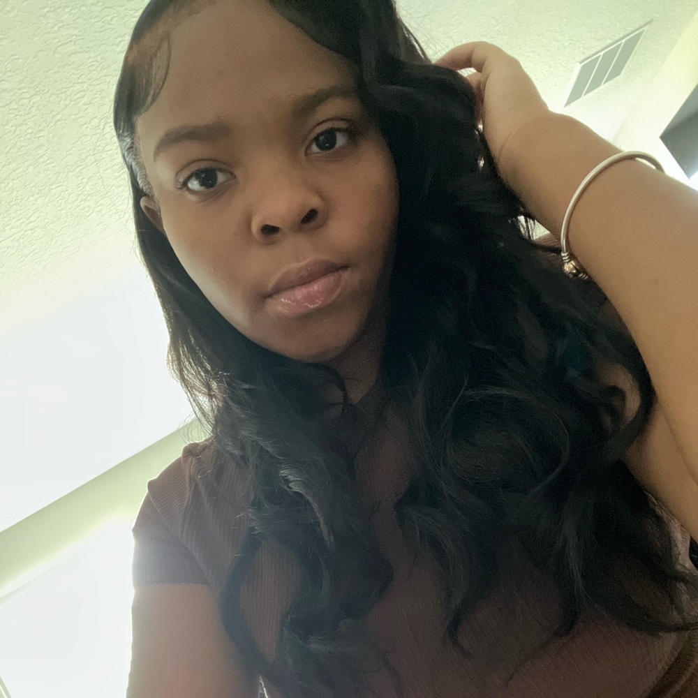 Meet your Posher, Jurnee